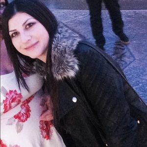 Meet your Posher, Sara